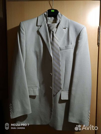 Костюм мужской