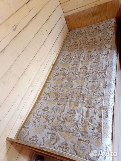 Кровать односпальная с матрасом бу