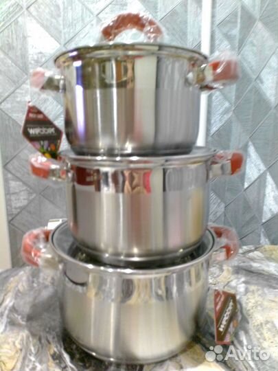 Новый набор кастрюль из нержавейки