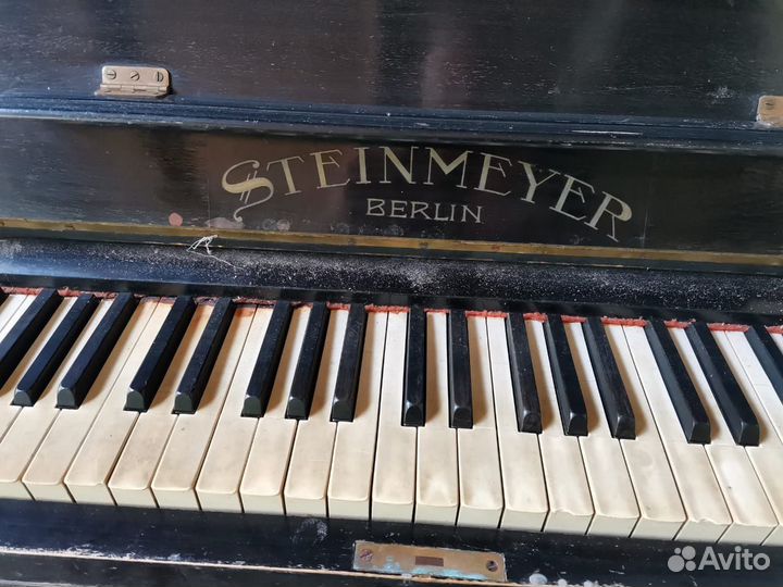 Старинное немецкое пианино A. steinmeyer