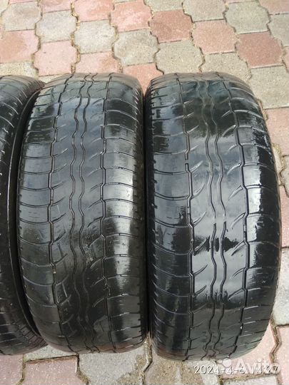 Bridgestone Dueler H/T 687 235/60 R16 100H