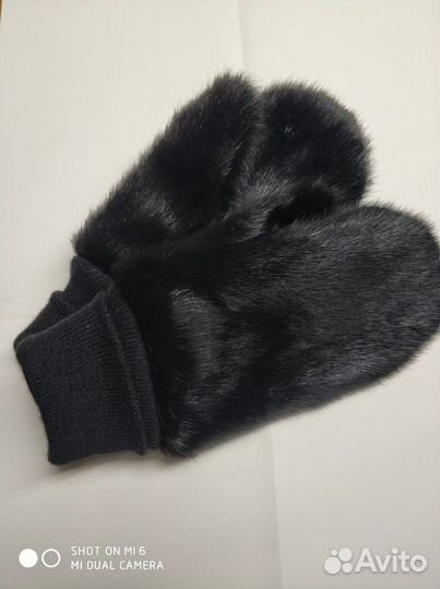 Варежки из цельной норки