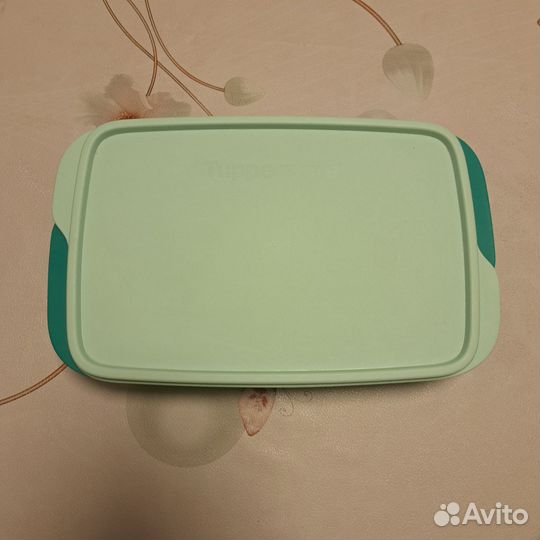Контейнер tupperware