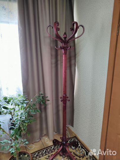 Вешалка напольная