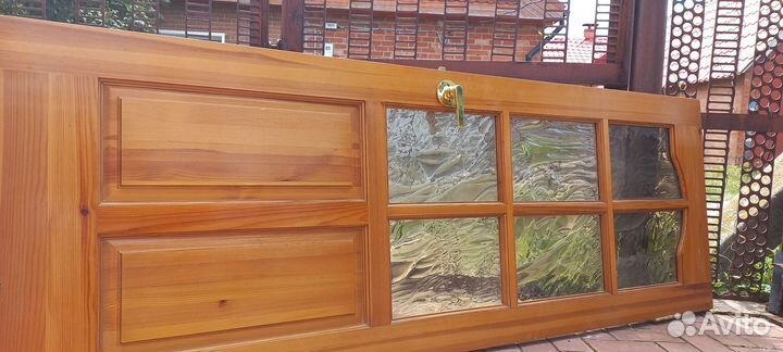 Двери межкомнатные с коробкой деревянные