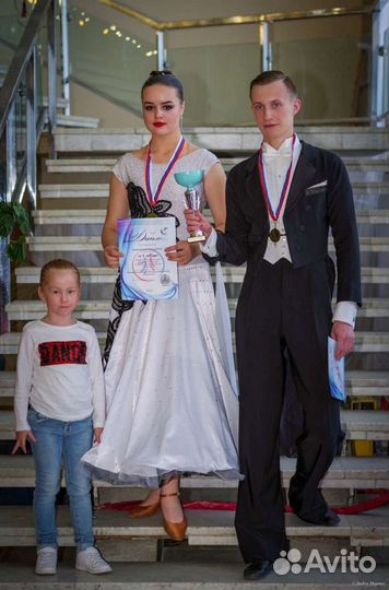 Платье для бальных танцев ю2