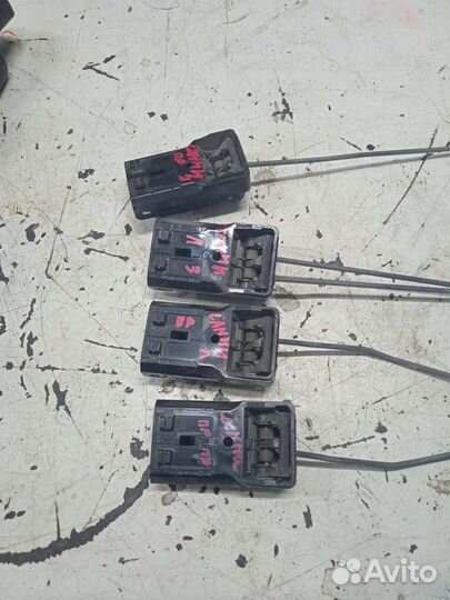 Ручка двери внутренняя Nissan Sunny Ниссан Санни