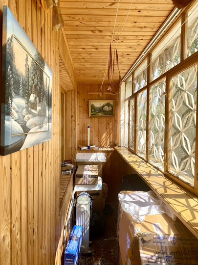 3-к. квартира, 131,5 м², 2/5 эт.