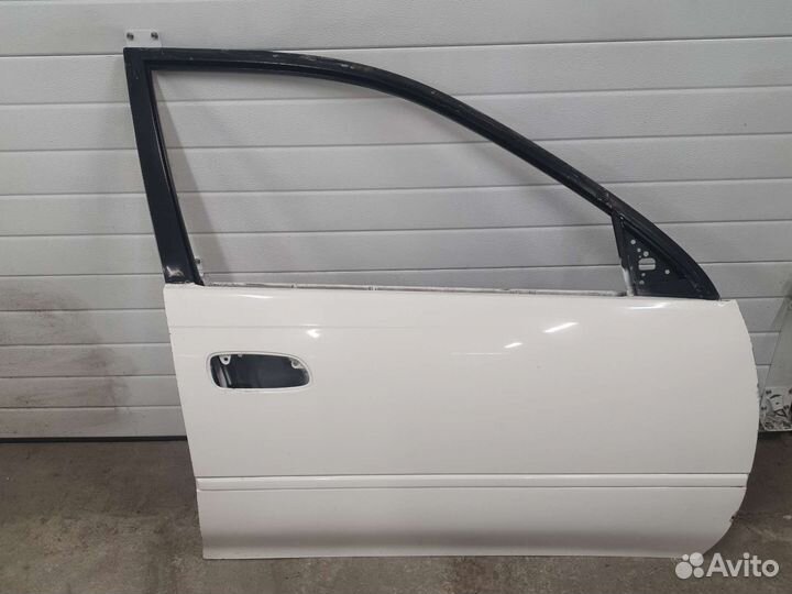 Дверь от Toyota carina st190