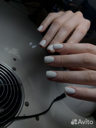 Мастер маникюра и педикюра