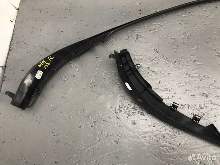 Накладка на дверь передняя Mercedes-Benz E-280