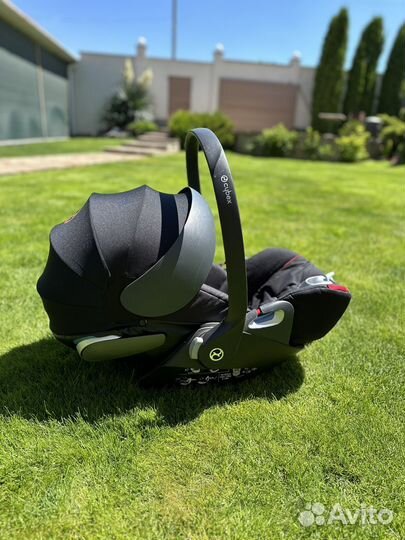 Автокресло cybex cloud z i size Ferrari