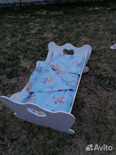 Кроватка кукольная