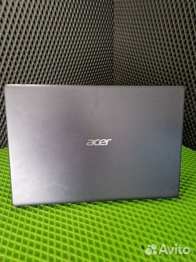 Acer silver 3050/8GB/SSD 128