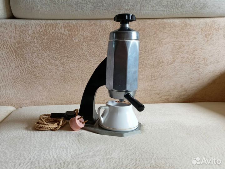 Винтажная кофеварка СССР, 1968 год