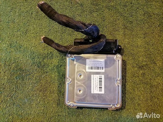 Блок управления двигателем 8E0910115J Audi A4 B7 8
