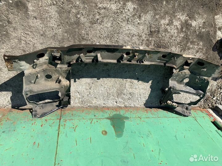 Панель передняя vw transporter t4 2000г