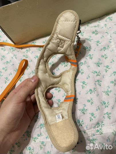 Шлейка для котенка или небольшой кошки