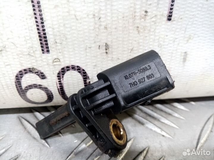 Б/У Датчик ABS передний левый vag00