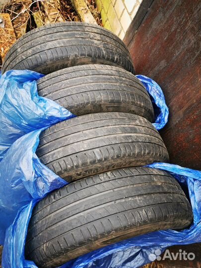 Michelin Primacy 3 215/65 R17