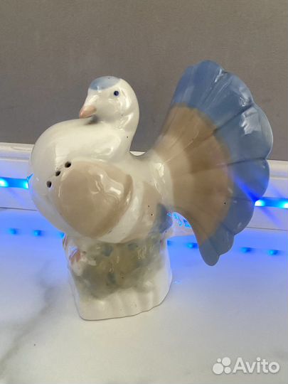 Статуэтка «Голубь» Редкость 18.5 см. Начало 60-х