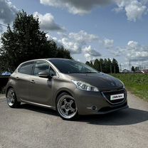 Peugeot 208 1.6 AT, 2013, 112 204 км, с пробегом, цена 1 100 000 руб.