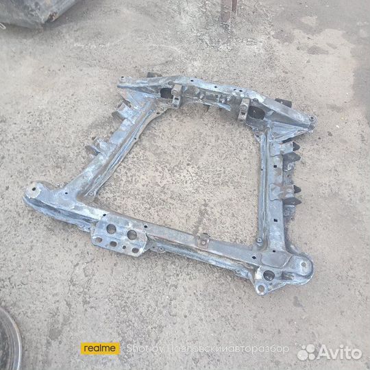 Подрамник Renault Clio