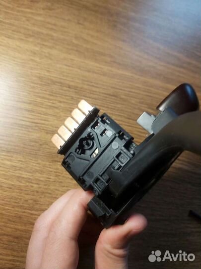 Подрулевой переключатель света и поворотников b3