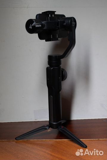 Стабилизатор для телефона zhiyun Smooth 4