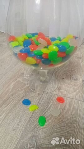 Камни декоративные светящиеся в темноте