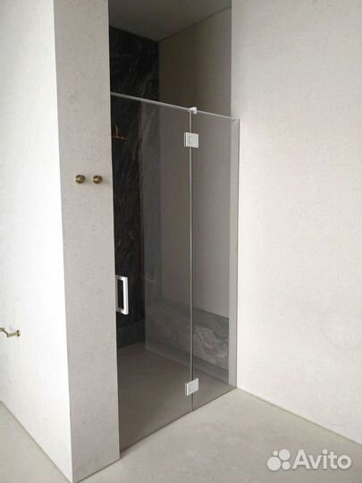 Стеклянные двери на заказ