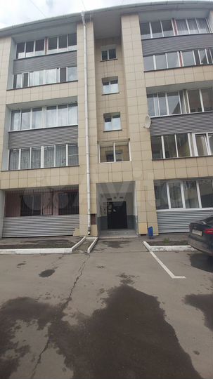 2-к. квартира, 81 м², 5/6 эт.