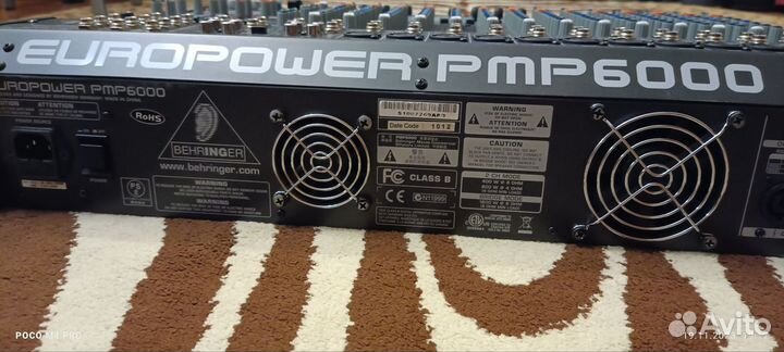 Активный микшерный пульт Behringer PMP 6000