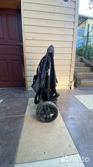 Прогулочная коляска Joie litetrax 4