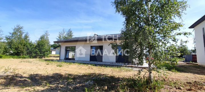 Дом 100 м² на участке 7,7 сот.