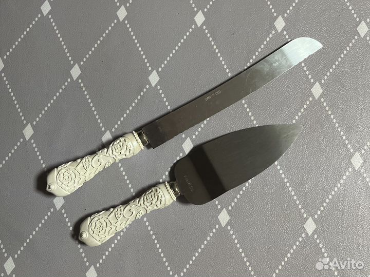 Нож и лопатка для торта