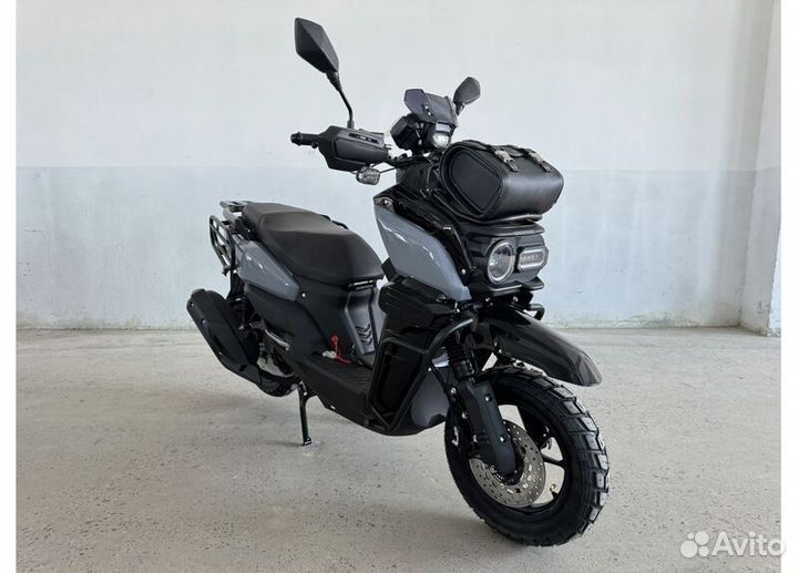 Скутер vector 3