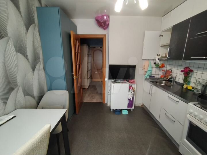 2-к. квартира, 53,5 м², 1/9 эт.