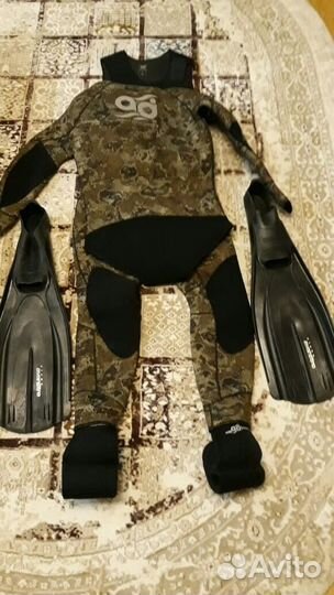 Гидрокостюм для подводной охоты 9мм и ласты