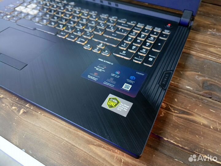 Игровой Asus ROG Strix Intel i5 17.3 120Hz RGB