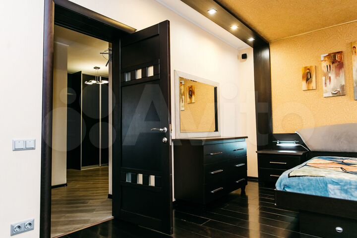 4-к. квартира, 136 м², 13/16 эт.