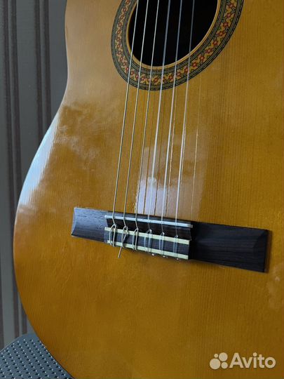 Гитара yamaha c40
