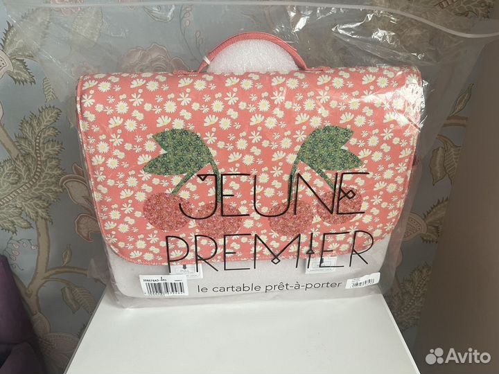 Портфель jeune premier midi в наличии