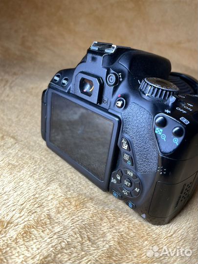 Зеркальный фотоаппарат canon 650d