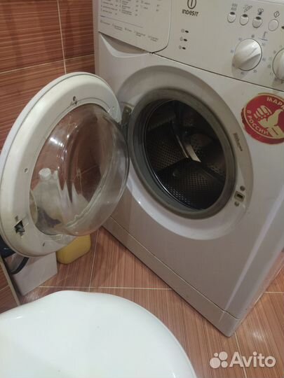 Стиральная машинка бу indesit 5 кг