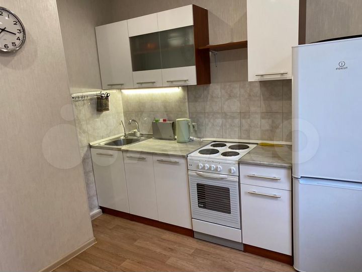 2-к. квартира, 51 м², 3/17 эт.
