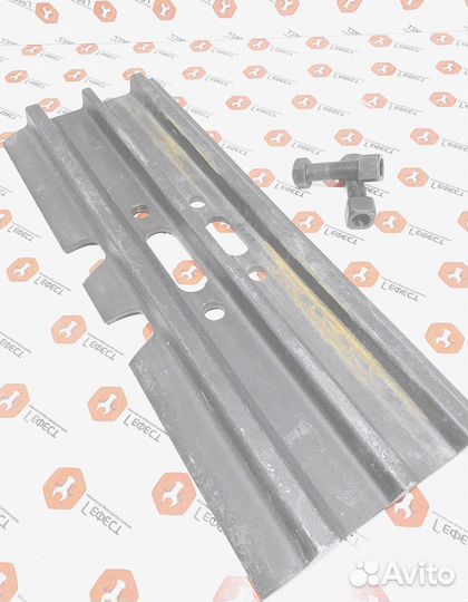 Башмак экскаватора Hyundai 84E7-00571BG