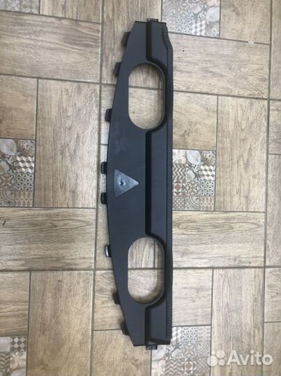 Передняя рамка воздухозаборника воздушного фильтра