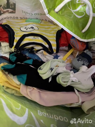 Пакет детской одежды от 0 до 1,5 бесплатно