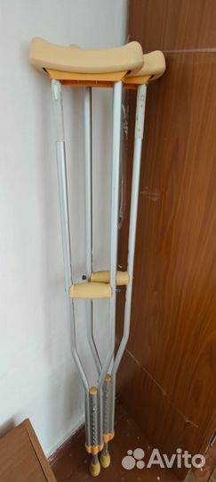 Костыли подмышечные